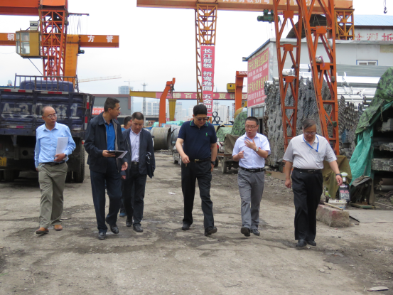 省紀委駐省經(jīng)信委紀檢組深入集團基層進行調研考察